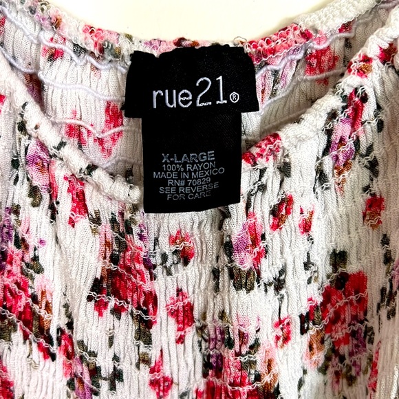 Rue 21 Floral Dress - Picture 2 of 3
